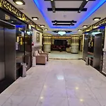 White Moon Al Sadd