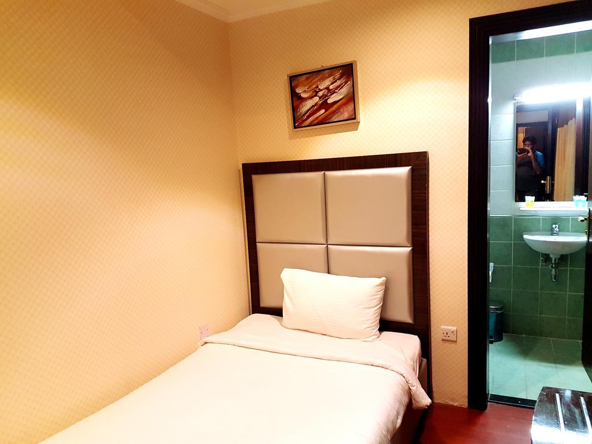 White Moon Al Sadd Aparthotel 3*
