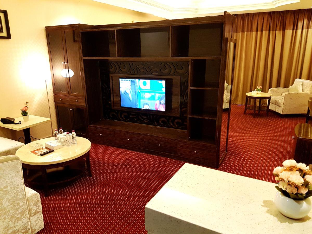 Aparthotel White Moon Al Sadd 3*