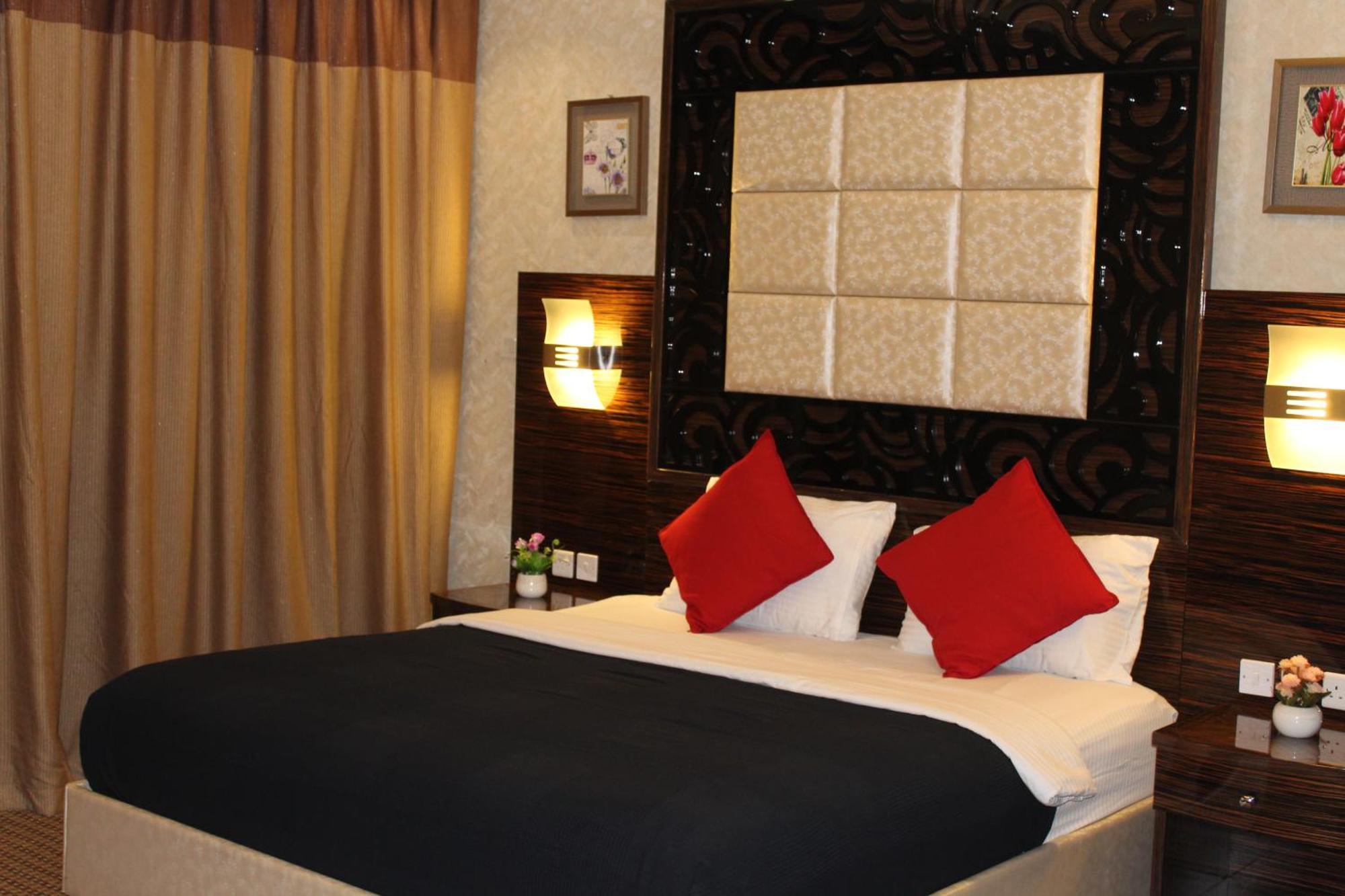 White Moon Al Sadd Aparthotel