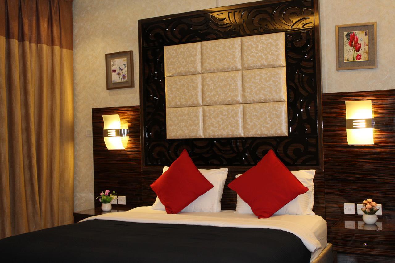 White Moon Al Sadd Aparthotel
