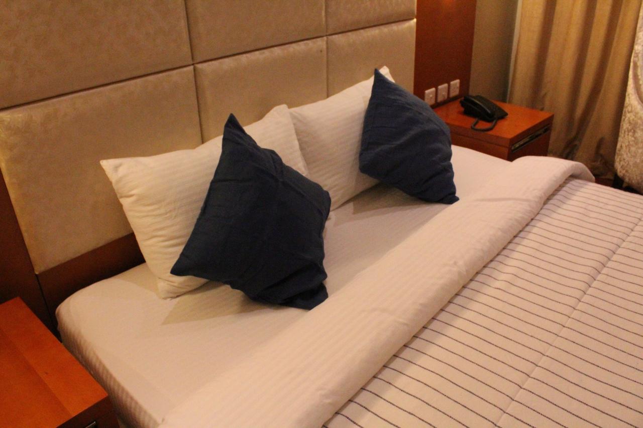 White Moon Al Sadd Aparthotel 3*