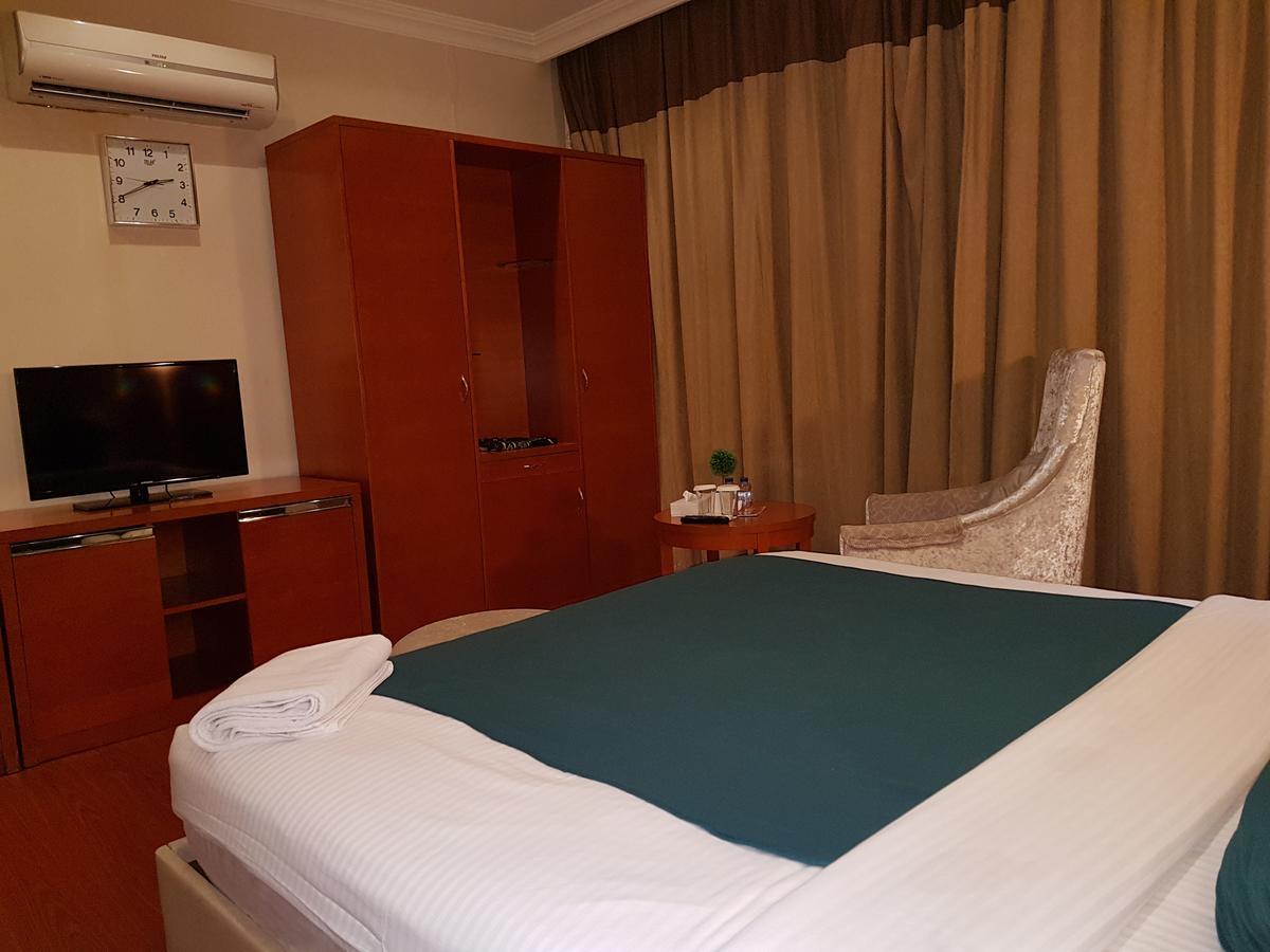 Aparthotel White Moon Al Sadd 3*