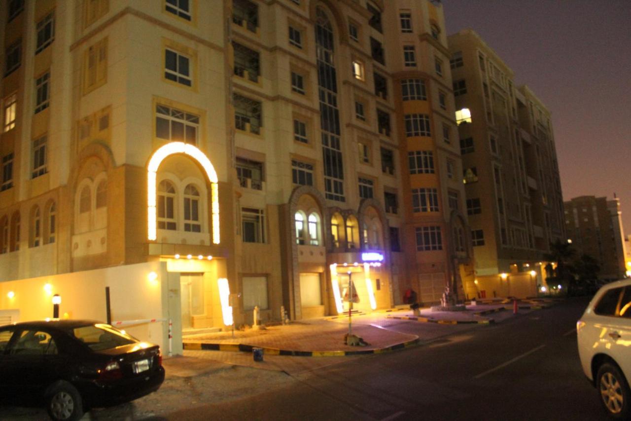 White Moon Al Sadd 3*
